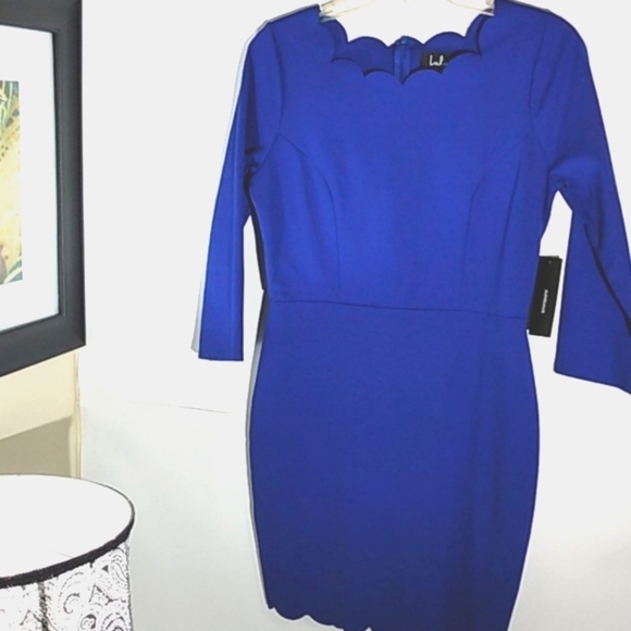 LULU'S  NWT ALLYSIN ROYAL BLUE SCALLOPED HEM BODYCON MINI DRESS SIZE MEDIUM - Picture 2 of 12